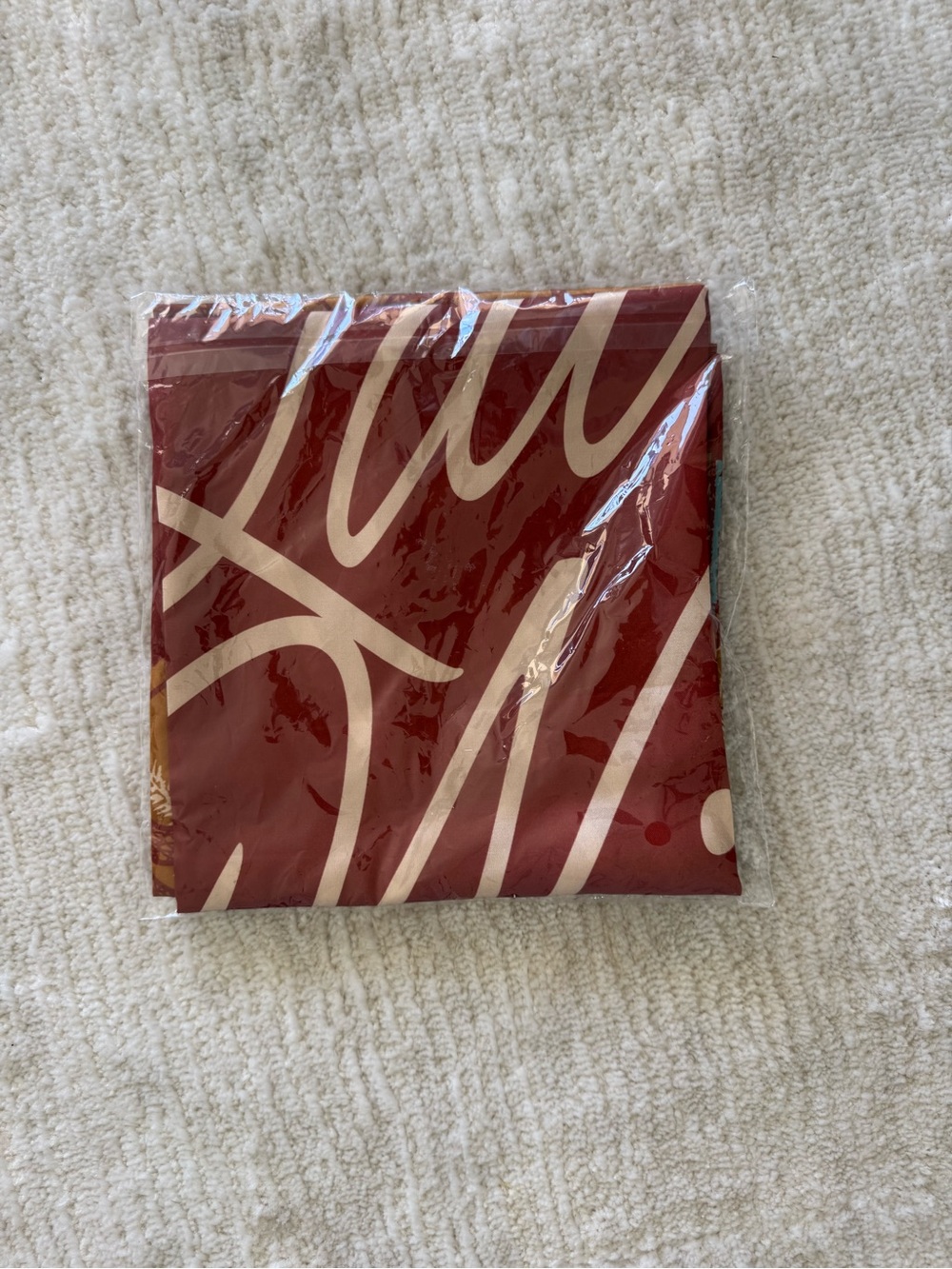 “NEW SEALED TOUR MERCH” Orange and Gold Patterned Lainey Wilson Scarf - Picture 2 of 2